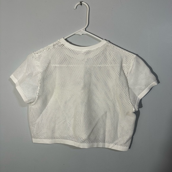 SKIMS fishnet cropped tee - Picture 2 of 3